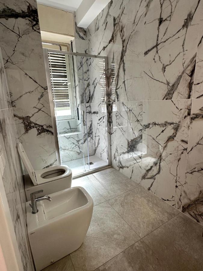 Giramondo Apartment Centrale Милано Екстериор снимка